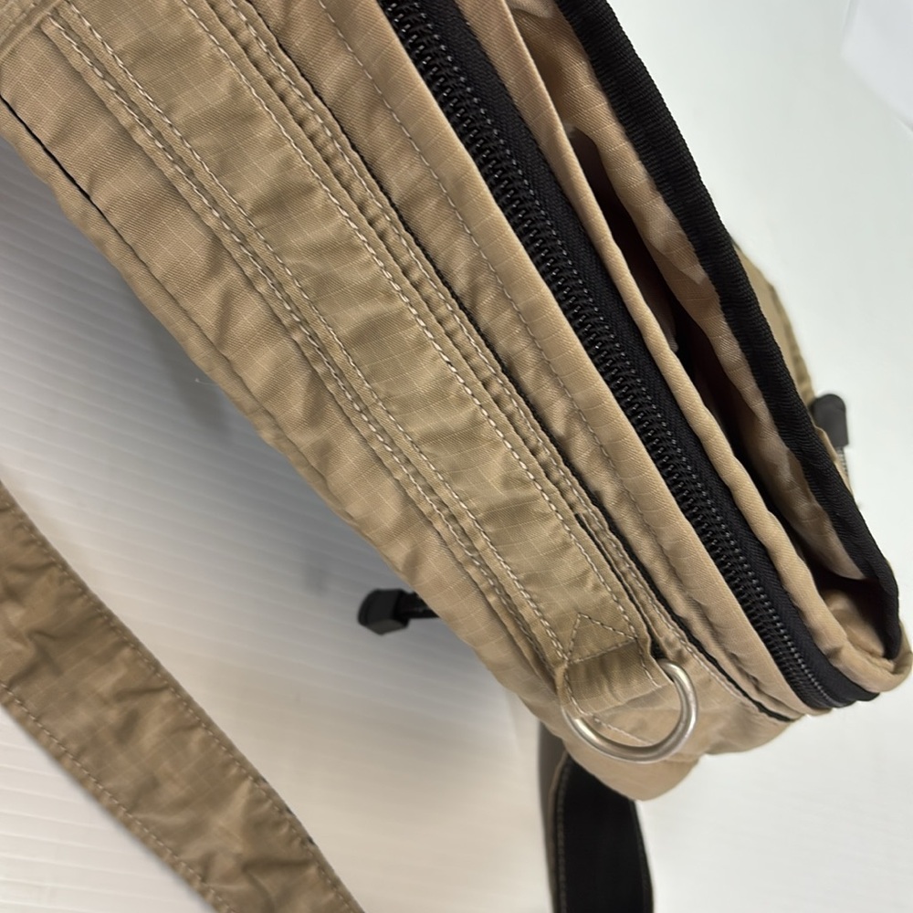 Derek Alexander Full Zip Travel/ Computer Bag - Unisex - Picture 10 of 14